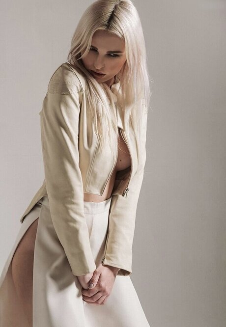 Jana Riva