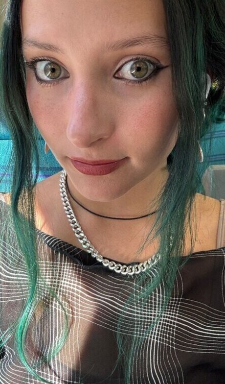 Jamie Lou Stenzel