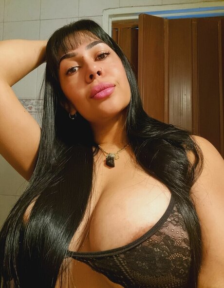 Negra Loly