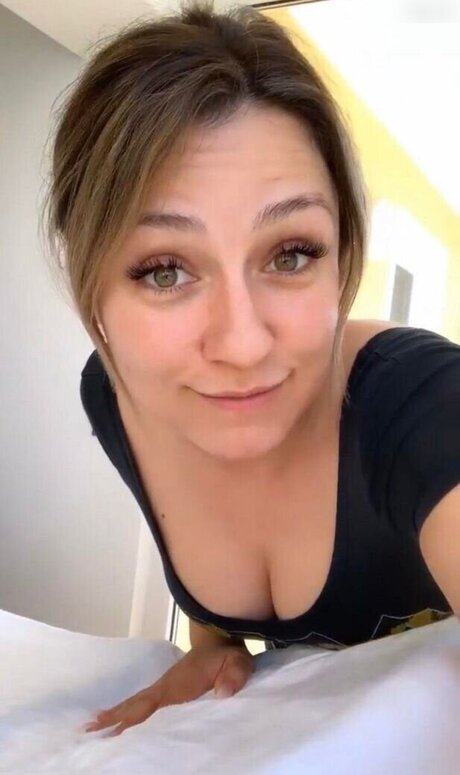 Regina Hixt