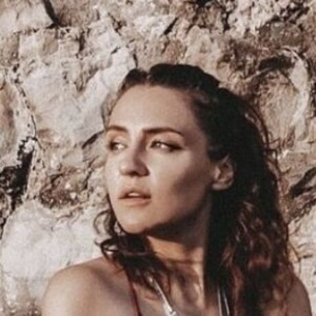 Regina Hixt