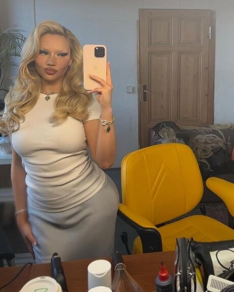Shirin David