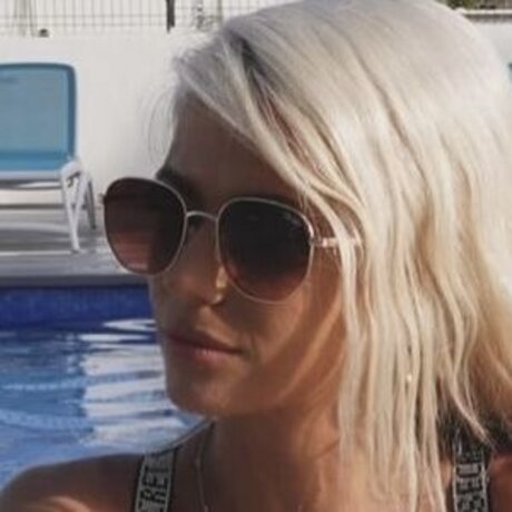 Nacktes geleaktes OnlyFans-Foto von Danielle Harold