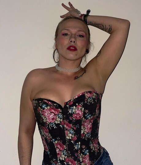 Vanny_flowerchild