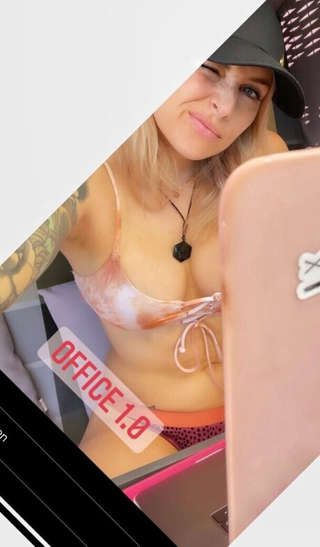 Miss Peaches