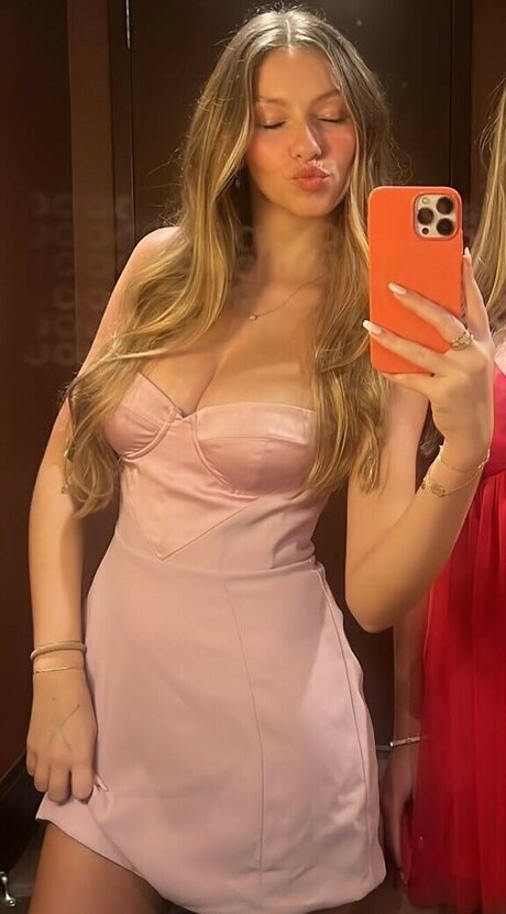 Mia Steele