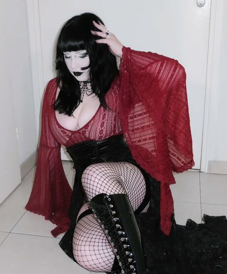 Nacktes geleaktes OnlyFans-Foto von Gothbynight