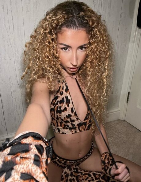Jazmine Dyer