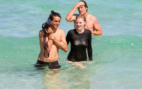 Lara Stone