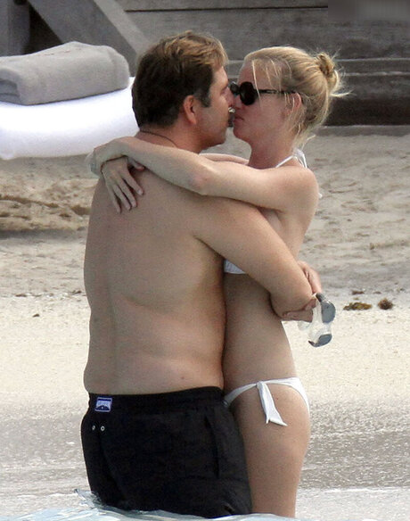 Lara Stone