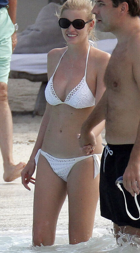 Lara Stone
