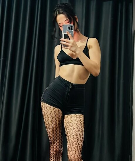 Ebrukzlyr