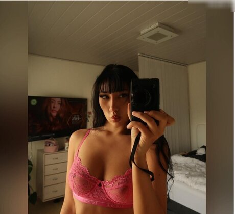 Nacktes geleaktes OnlyFans-Foto von Tryaz