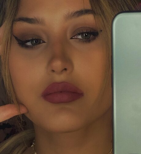 Nacktes geleaktes OnlyFans-Foto von Kiera Bridget