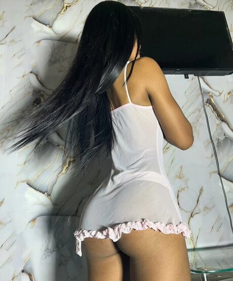 Nacktes geleaktes OnlyFans-Foto von Marisol Guzla