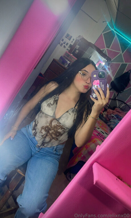 Nacktes geleaktes OnlyFans-Foto von Elixnx00