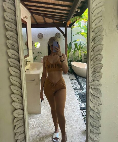 Pakhi Gadh
