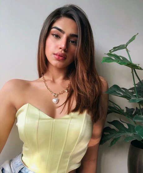 Pakhi Gadh