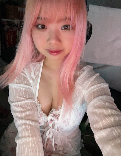 Nacktes geleaktes OnlyFans-Foto von Seireals