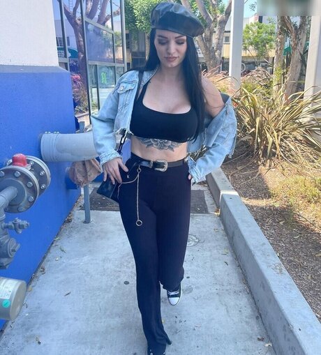 Nacktes geleaktes OnlyFans-Foto von Sarayajade Bevis