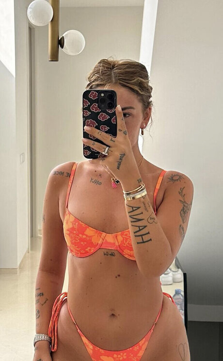 Loredana Zefi