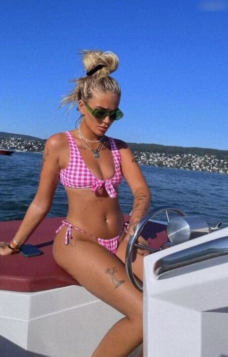 Loredana Zefi