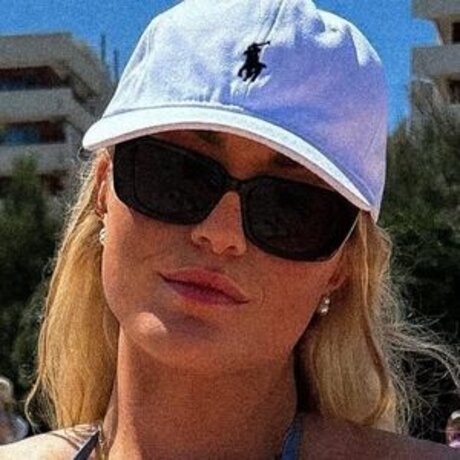 Nacktes geleaktes OnlyFans-Foto von Cecebru