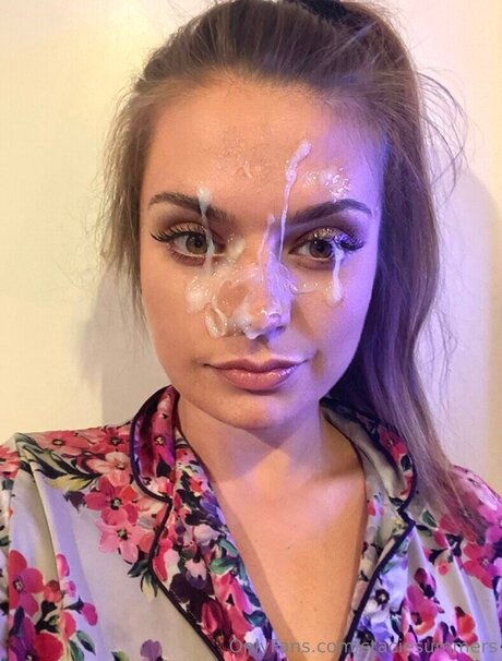 Nacktes geleaktes OnlyFans-Foto von Staciesummers