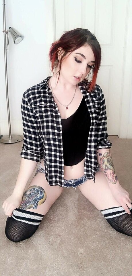 Lizzi Blake