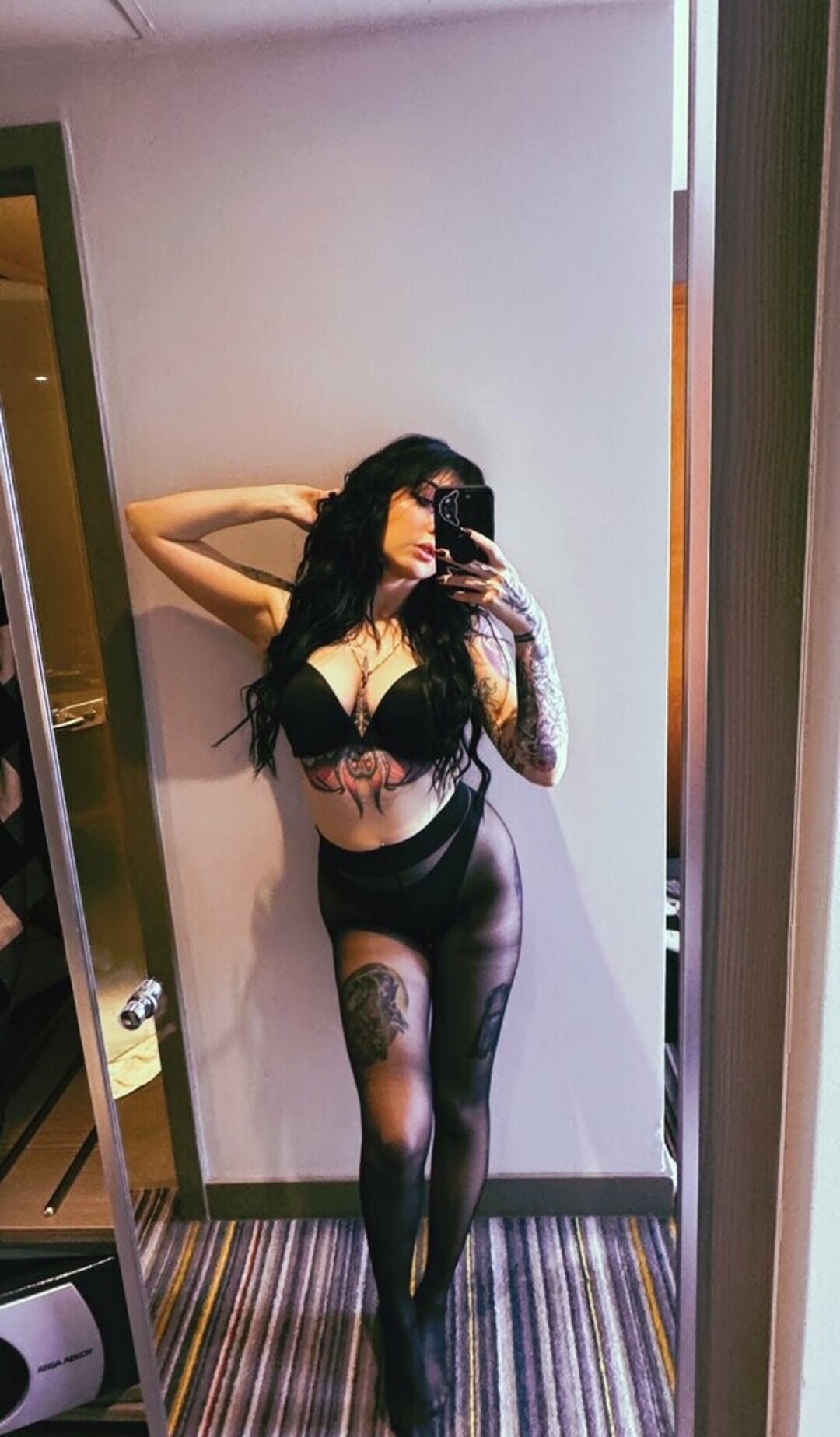 Nacktes geleaktes OnlyFans-Foto von Lizzi Blake #1874