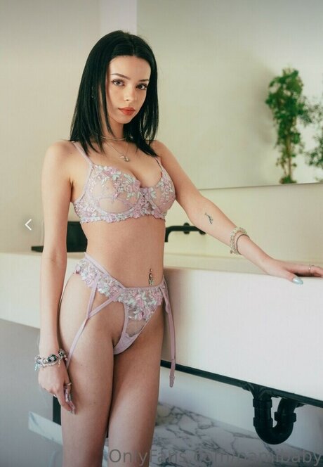 Nacktes geleaktes OnlyFans-Foto von Pami Baby