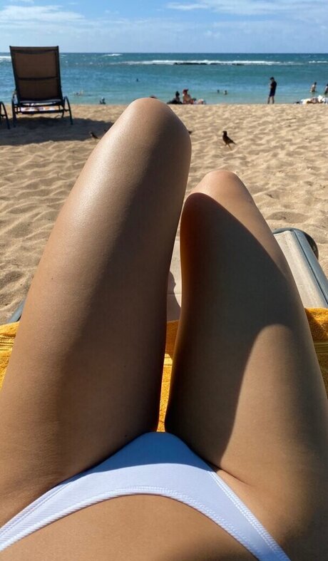 Nacktes geleaktes OnlyFans-Foto von Annalea Mende