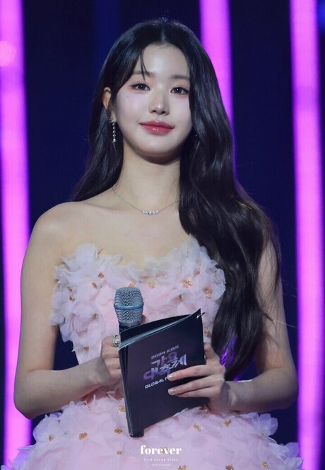 Jang Won-young