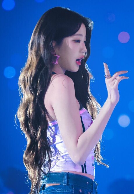 Jang Won-young