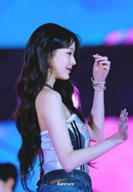Jang Won-young
