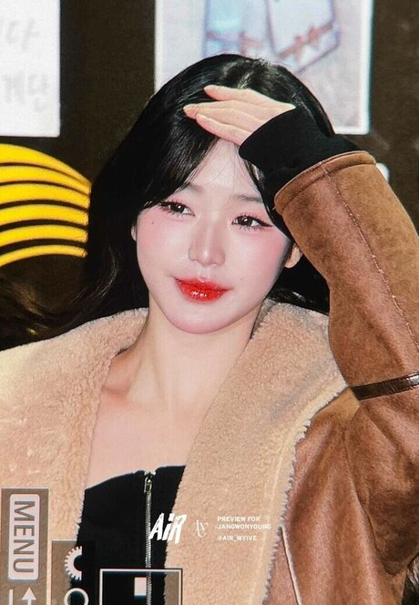 Jang Won-young