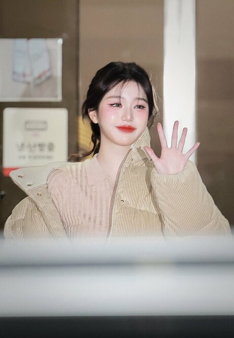 Jang Won-young