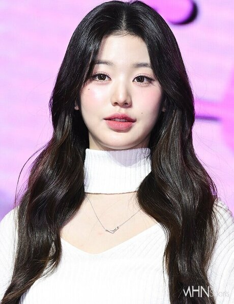 Jang Won-young