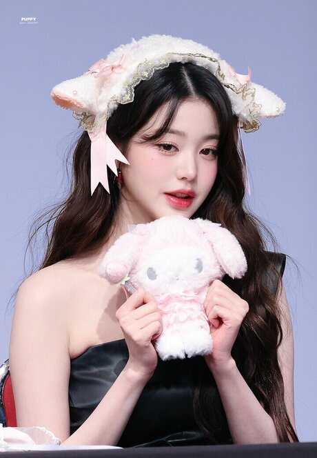 Jang Won-young