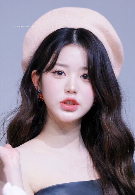 Jang Won-young