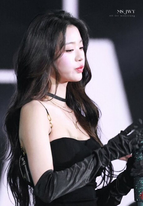 Jang Won-young
