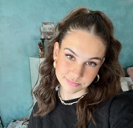 Facialize Me