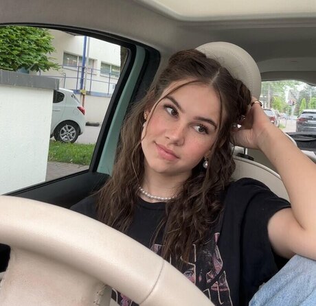 Facialize Me