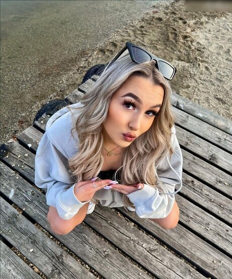 Facialize Me