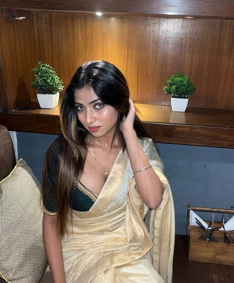 Nacktes geleaktes OnlyFans-Foto von Itzmesaheliofficial