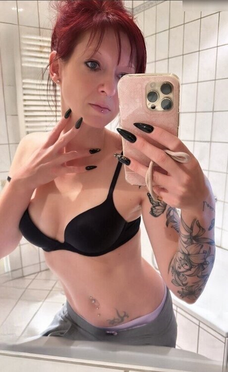 Nicole Anna
