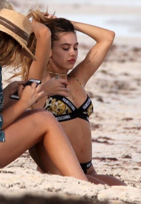 Delilah Hamlin