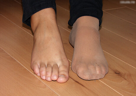 Footlovegirls