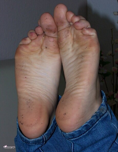 Footlovegirls