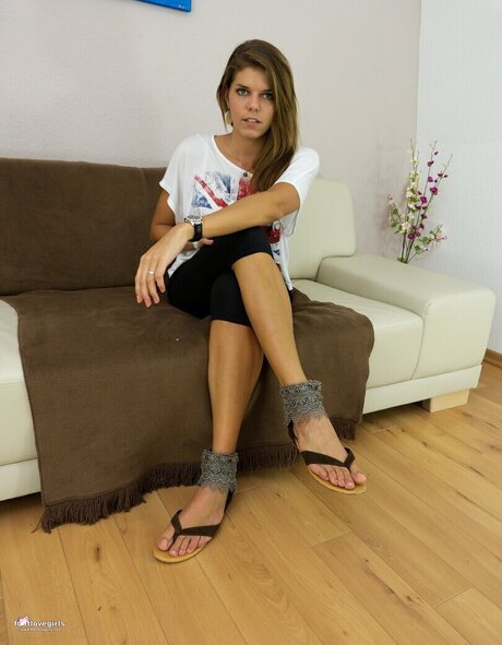 Footlovegirls